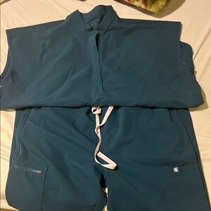 Figs Teal Scrub Set with Pink Drawstring